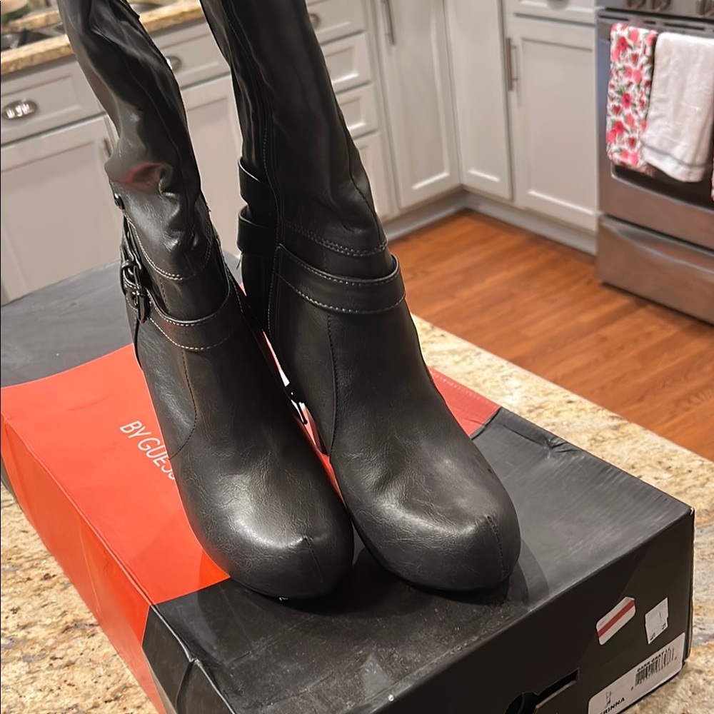 Guess Black Heeled Boots Sleek Design